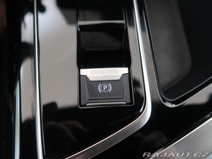 Peugeot 3008 1.2PureTech,96kW,Automat, 2023