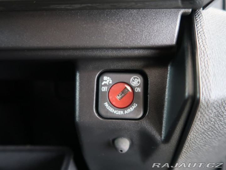 Peugeot 3008 1.2PureTech,96kW,Automat, 2023