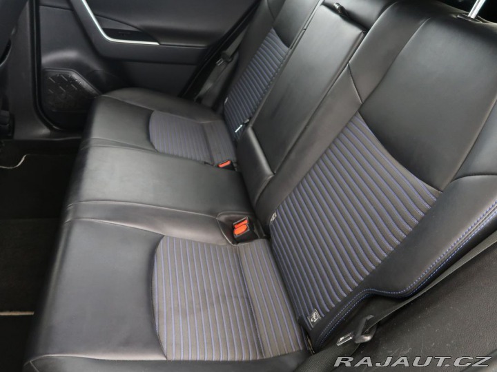 Toyota RAV4 2.5Hybrid,CZ,1Maj,Selecti 2019