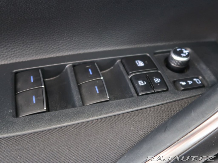 Toyota Corolla 1.8Hybrid,CZ,1Maj,Comfort 2021