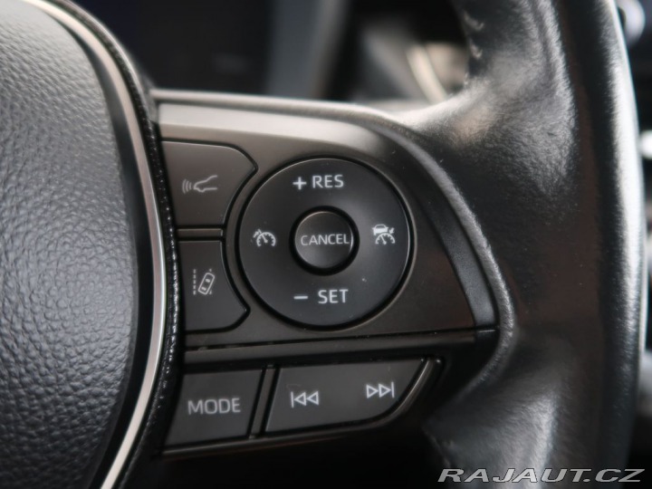 Toyota Corolla 1.8Hybrid,CZ,1Maj,Comfort 2021