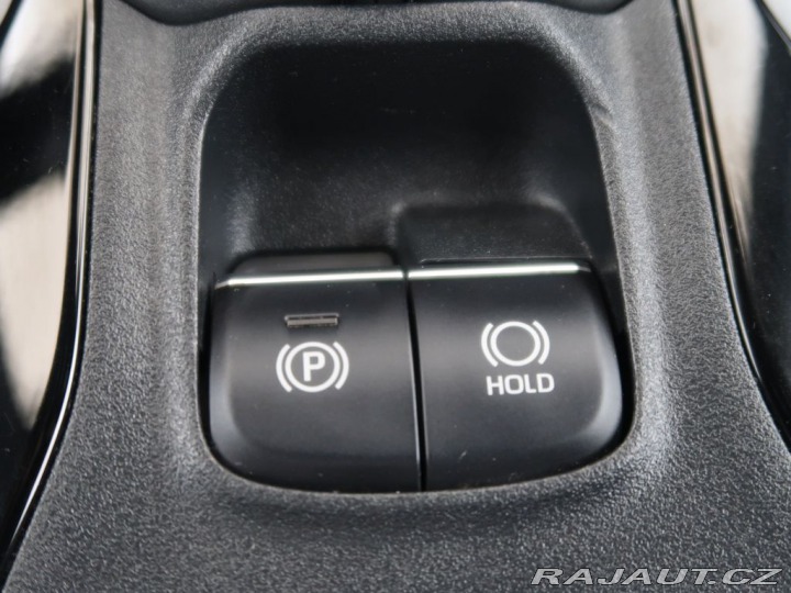 Toyota Corolla 1.8Hybrid,CZ,1Maj,Comfort 2021
