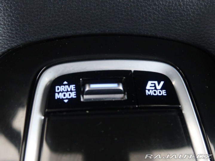 Toyota Corolla 1.8Hybrid,CZ,1Maj,Comfort 2021