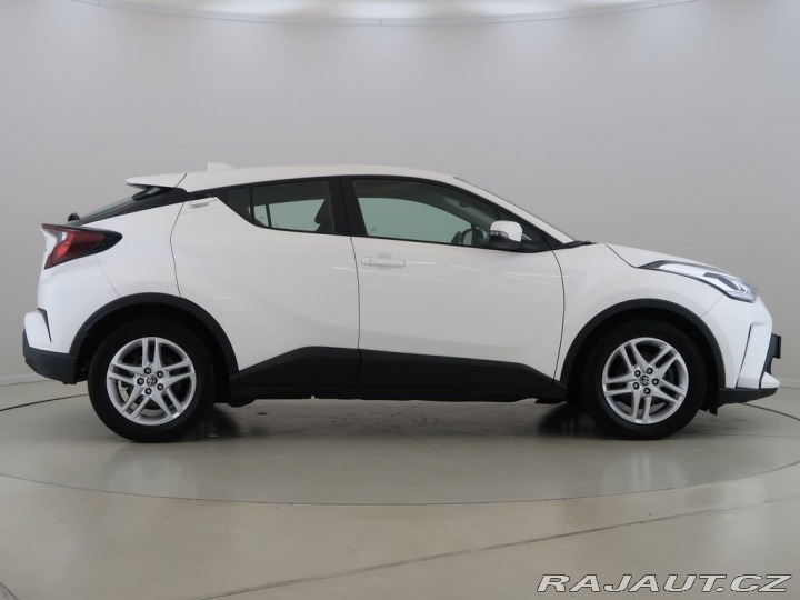 Toyota C-HR 1.8Hybrid,1Maj,ComfortBus 2022