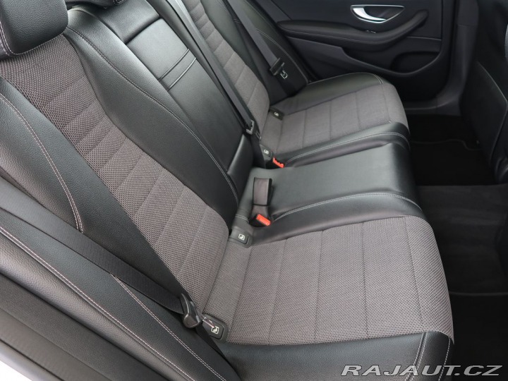 Mercedes-Benz E E220d,4MATIC,143KW,1Maj,C 2018