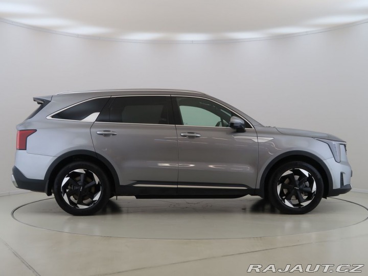 Kia Sorento 1.6T-GDI,117kW,HEV,CZ,1Ma 2024