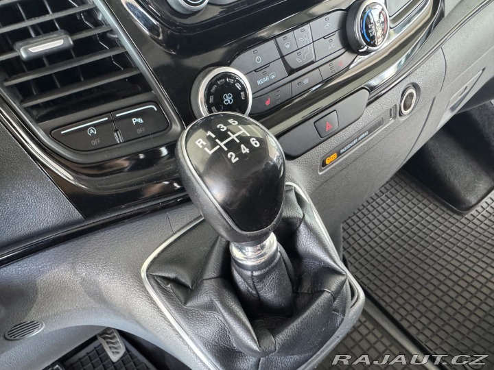 Ford Tourneo Custom 2,0TDCi L2*Kamera*Tažné*9 2019