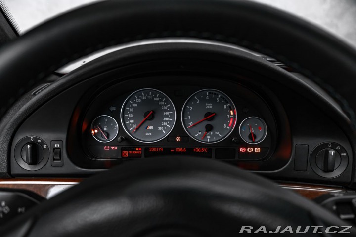 BMW M5  1999