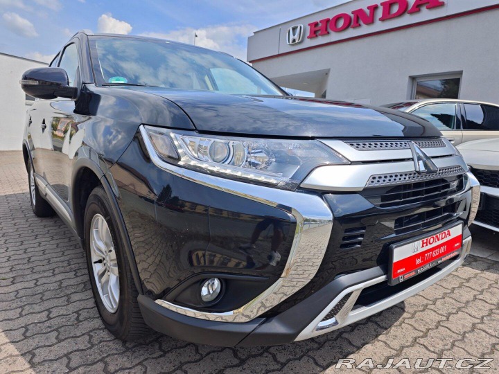 Mitsubishi Outlander 2.0 Mivec Diamant 2WD Kam 2021