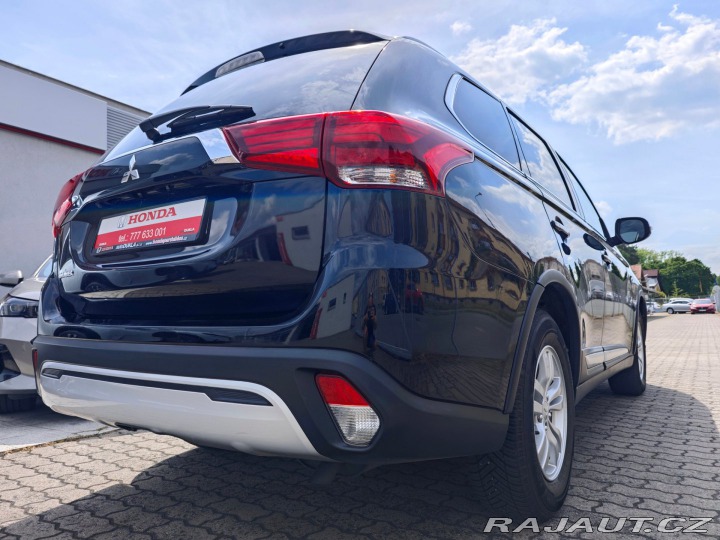Mitsubishi Outlander 2.0 Mivec Diamant 2WD Kam 2021