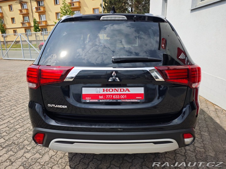 Mitsubishi Outlander 2.0 Mivec Diamant 2WD Kam 2021