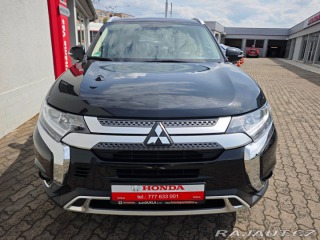 Mitsubishi Outlander 2.0 Mivec Diamant 2WD Kam 2021