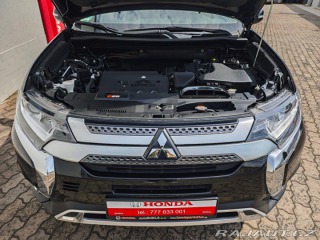 Mitsubishi Outlander 2.0 Mivec Diamant 2WD Kam 2021