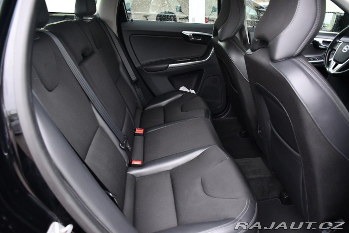 Volvo XC60 D4 A/T ČR 2XALU PO ROZVOD 2015