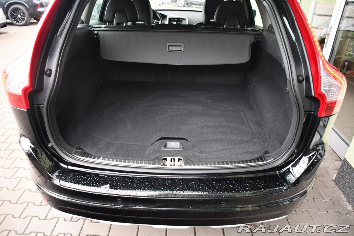 Volvo XC60 D4 A/T ČR 2XALU PO ROZVOD 2015