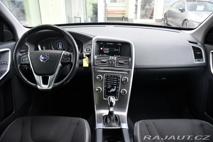 Volvo XC60 D4 A/T ČR 2XALU PO ROZVOD 2015
