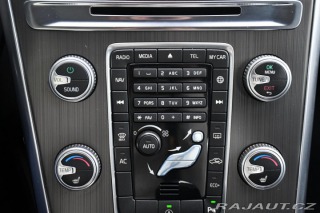 Volvo XC60 D4 A/T ČR 2XALU PO ROZVOD 2015