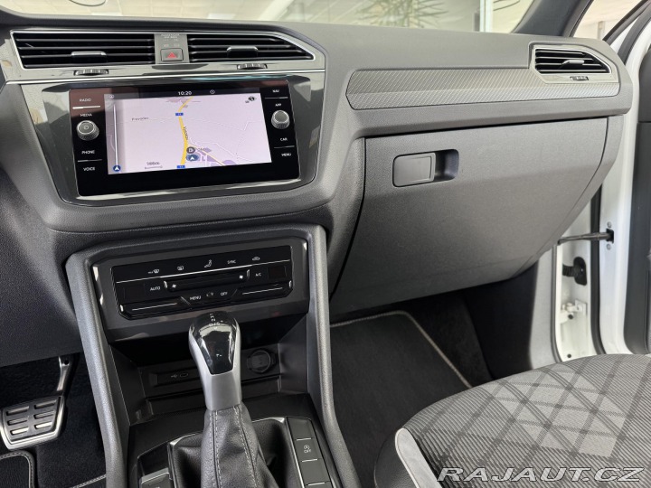 Volkswagen Tiguan 1,5TSI DSG*R-LINE*REZERVA 2021
