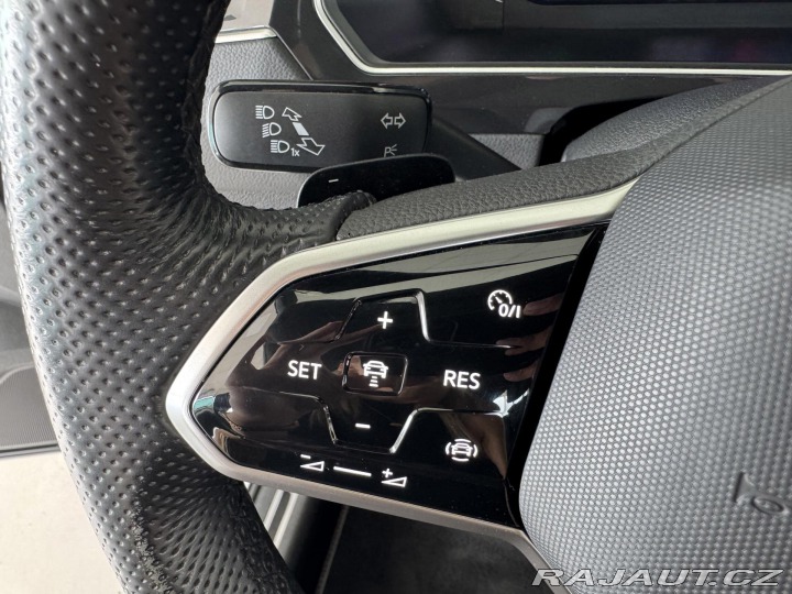 Volkswagen Tiguan 1,5TSI DSG*R-LINE*REZERVA 2021