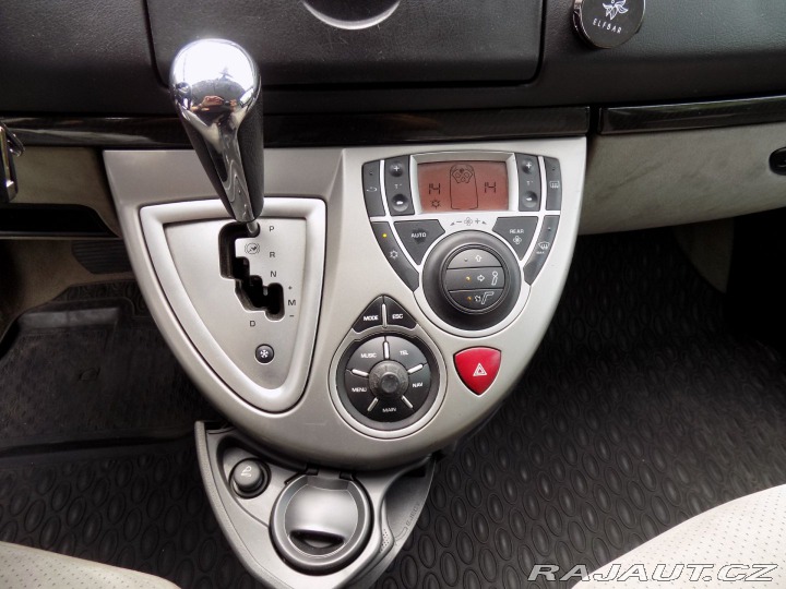 Citroën C8 2.2HDI/AT/ČR/Exclusive/7. 2008