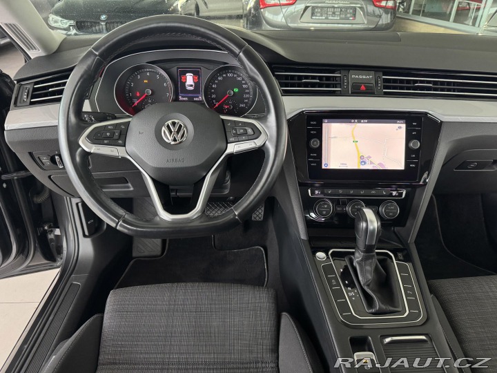 Volkswagen Passat 1,5TSI 110kW DSG*Navi*Kam 2020
