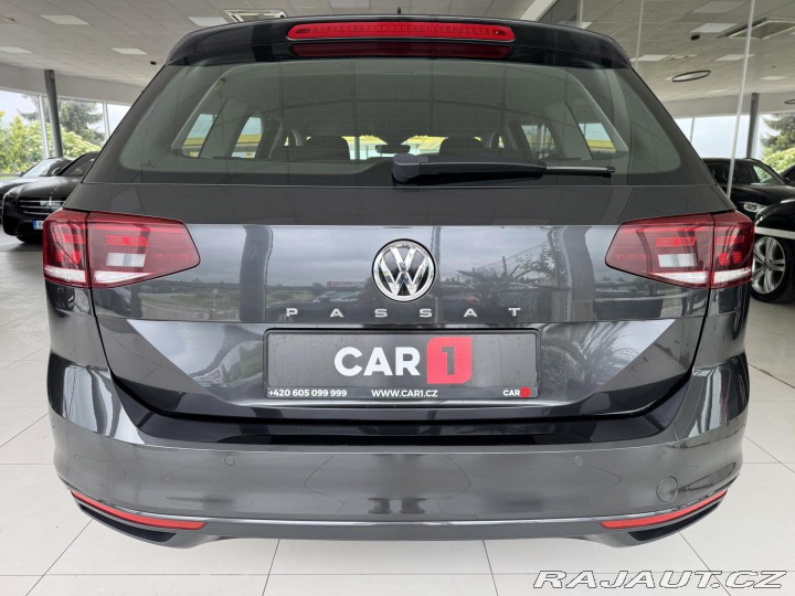 Volkswagen Passat 1,5TSI 110kW DSG*Navi*Kam 2020
