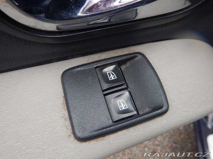 Dacia Lodgy 1.5 dCi, 7 MÍST, KLIMA 2015