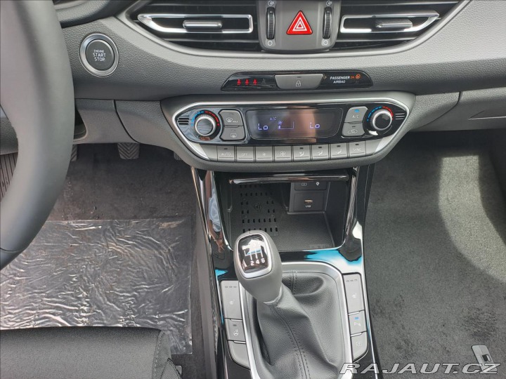 Hyundai i30 1,0 26 HB 1,0 T-GDI MT 2026