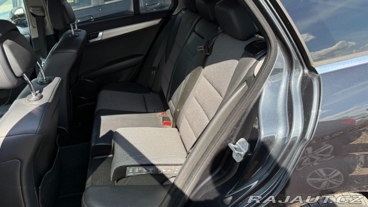 Mercedes-Benz C 2.2CDI 125kW *Avangarde*T 2012