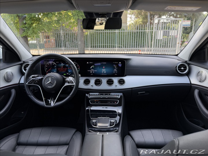 Mercedes-Benz E 300de 4Matic 2023