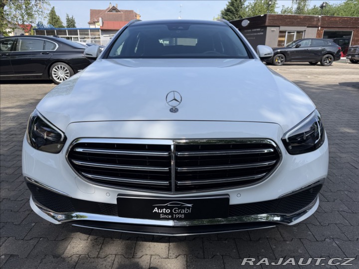 Mercedes-Benz E 300de 4Matic 2023