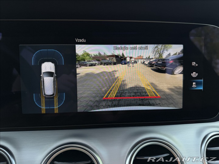 Mercedes-Benz E 300de 4Matic 2023