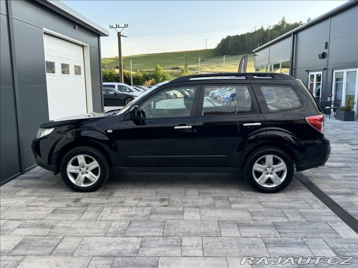 Subaru Forester 2,0 150PS  Comfort A/T 4x 2011