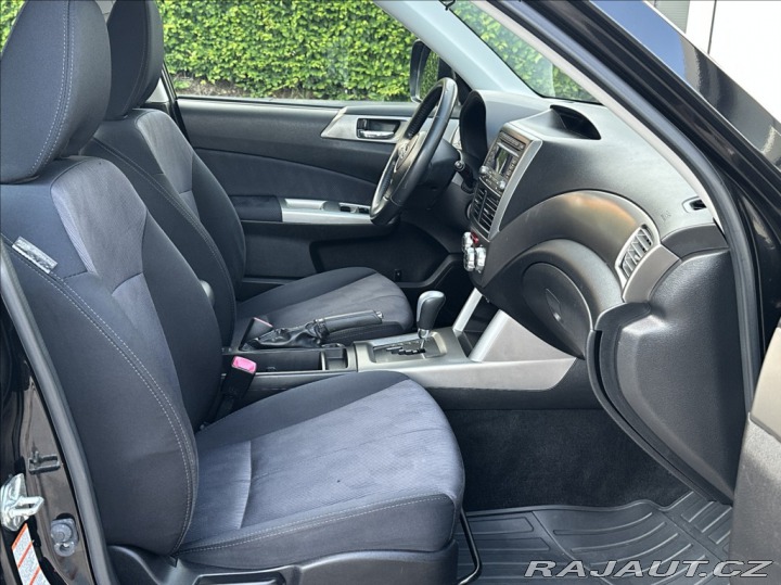 Subaru Forester 2,0 150PS  Comfort A/T 4x 2011
