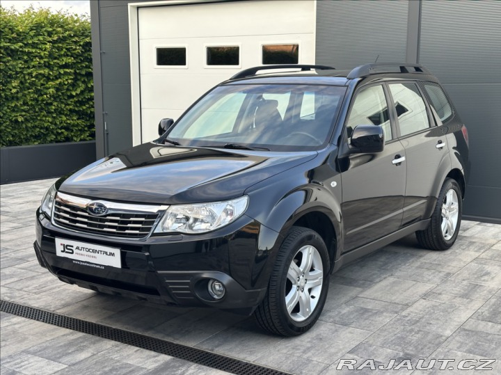 Subaru Forester 2,0 150PS  Comfort A/T 4x 2011