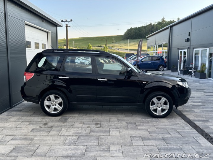 Subaru Forester 2,0 150PS  Comfort A/T 4x 2011
