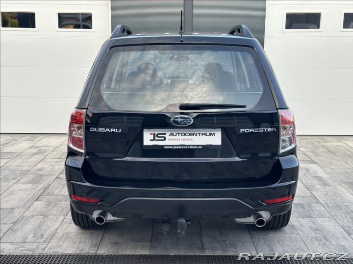 Subaru Forester 2,0 150PS  Comfort A/T 4x 2011