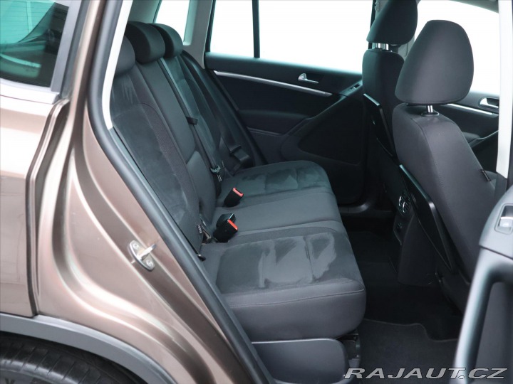 Volkswagen Tiguan 2,0 TDI 103kW 4Motion Xen 2012