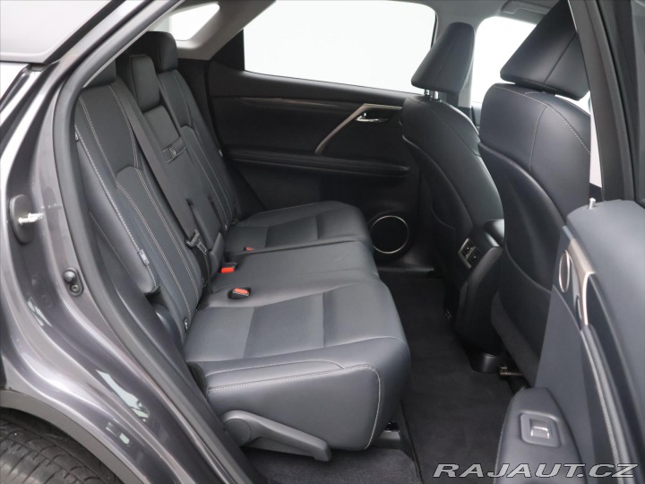 Lexus RX 2,0 300 4x4 CZ 1.Maj. DPH 2022