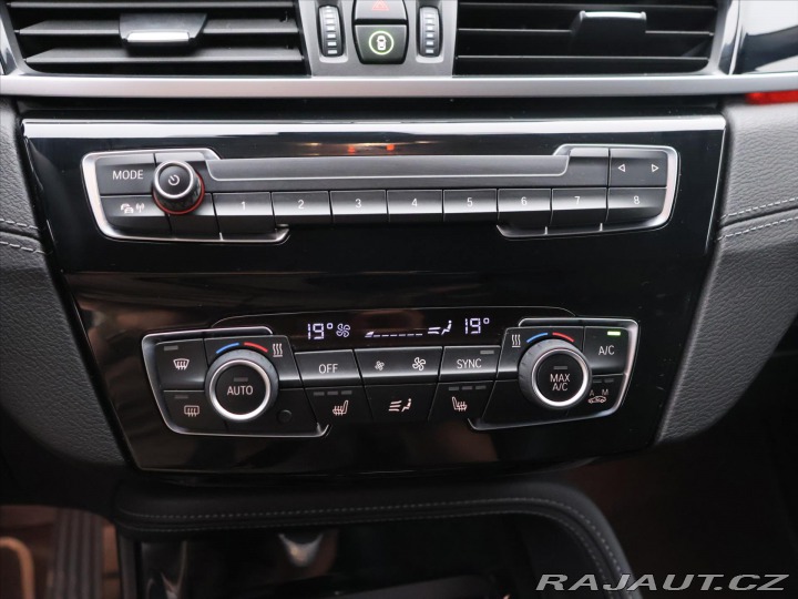 BMW X1 2,0 18d xDrive Aut. DPH C 2021