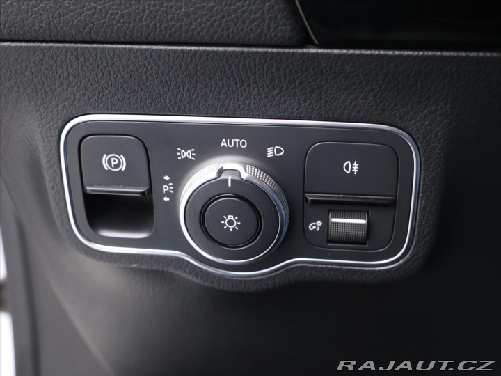 Mercedes-Benz B 1,5 180d 85kW Aut. Led Na 2020