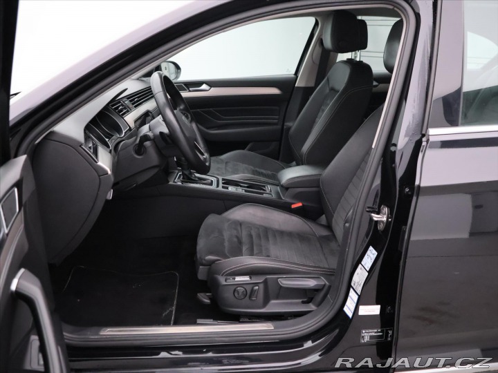 Volkswagen Passat 2,0 TDI Elegance Aut.Klim 2020