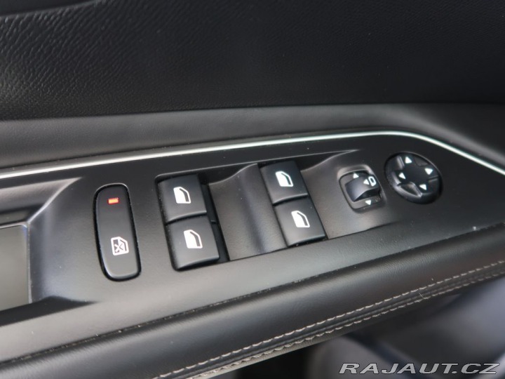 Peugeot 3008 1.6THP,121kW,AT,ALLURE 2017