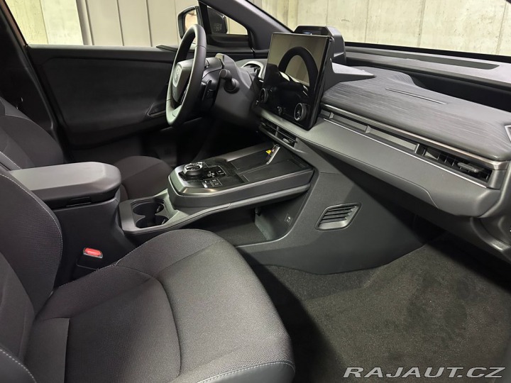 Toyota C-HR BEV, 224K, 77kWh, Style+D 2026