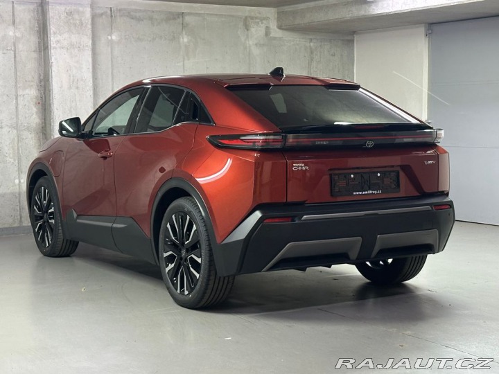 Toyota C-HR BEV, 224K, 77kWh, Style+D 2026