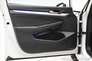 Volkswagen Golf 2,0 TDI 85 kW Life Záruka 2022