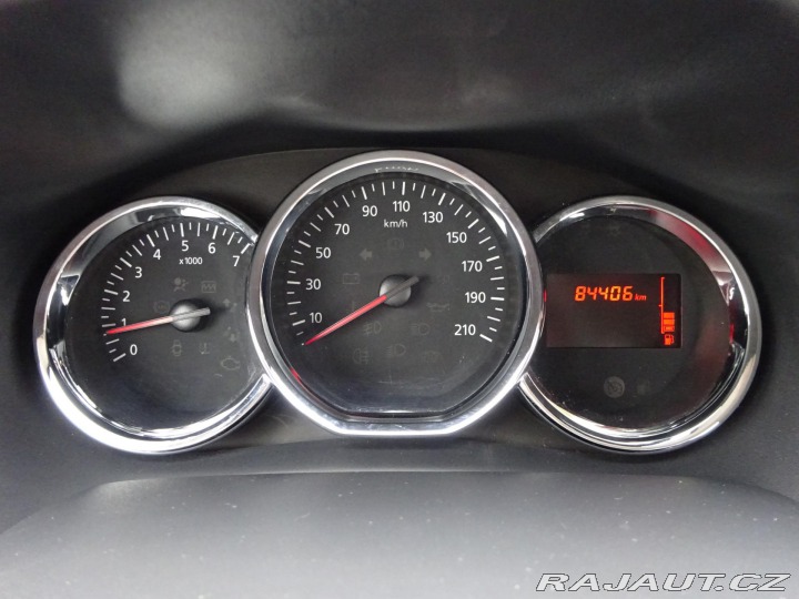 Dacia Sandero 1.2 55kW 2.MAJITEL ČR KLI 2015