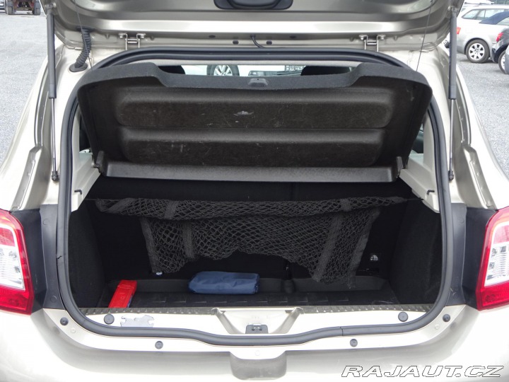 Dacia Sandero 1.2 55kW 2.MAJITEL ČR KLI 2015