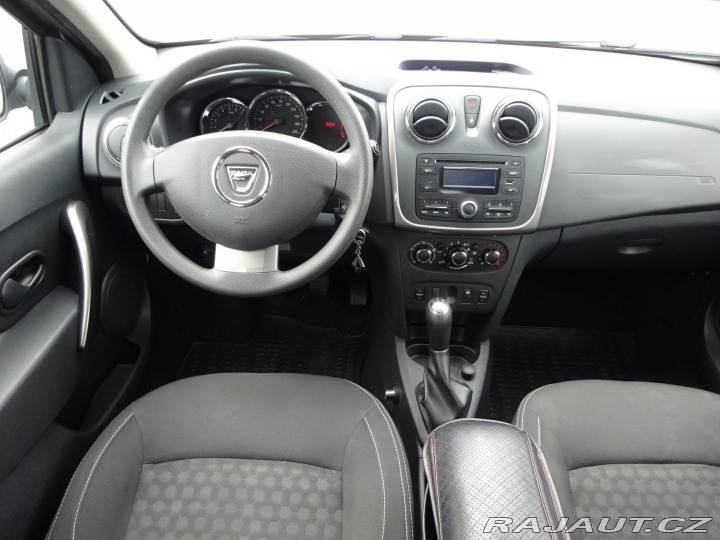 Dacia Sandero 1.2 55kW 2.MAJITEL ČR KLI 2015