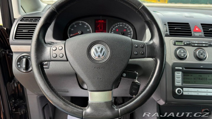 Volkswagen Touran 1.4TSi 103kW *DSG*Tažné*A 2008